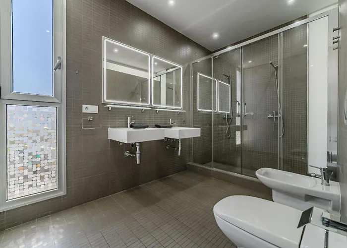 Villa Lux 31 *