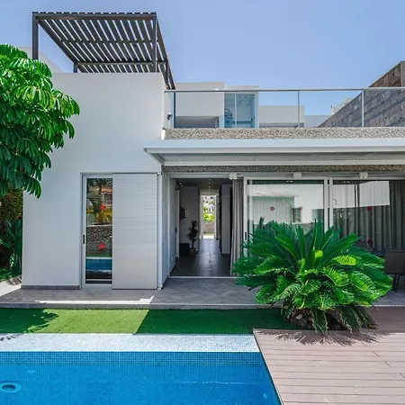 Lux 31 Villa