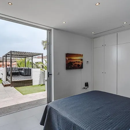 Lux 31 Villa